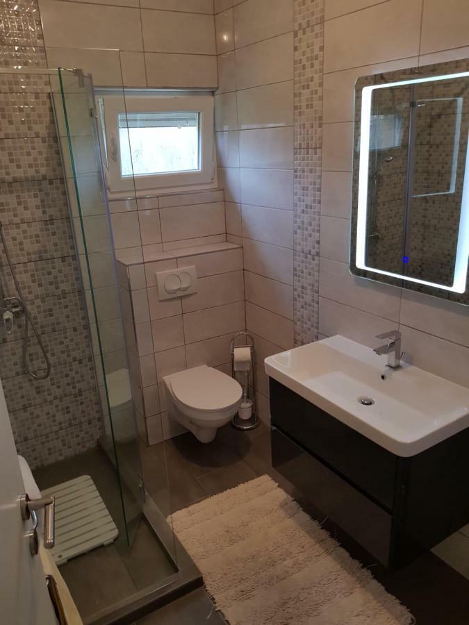 Holiday Home Begonja Privlaka  Buitenkant foto